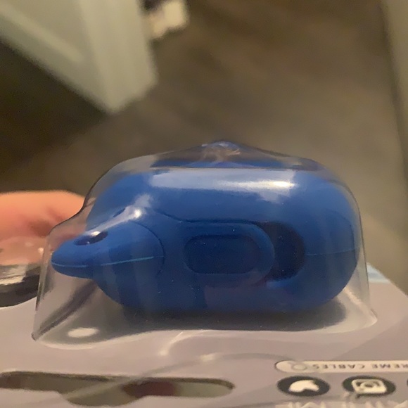 Waterproof Pod Skinz AirPod Case/Cover - Picture 4 of 4